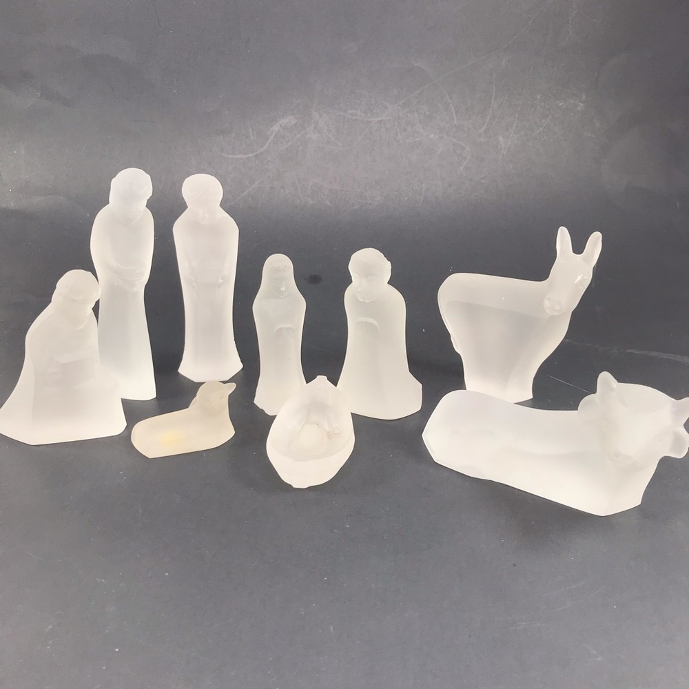 Clearly Nativity Set Mexican 24% Lead Crystal 9 Piece Frosted Minimalist